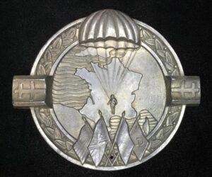 FRENCH PARATROOPER CELEBRATION ASH TRAY