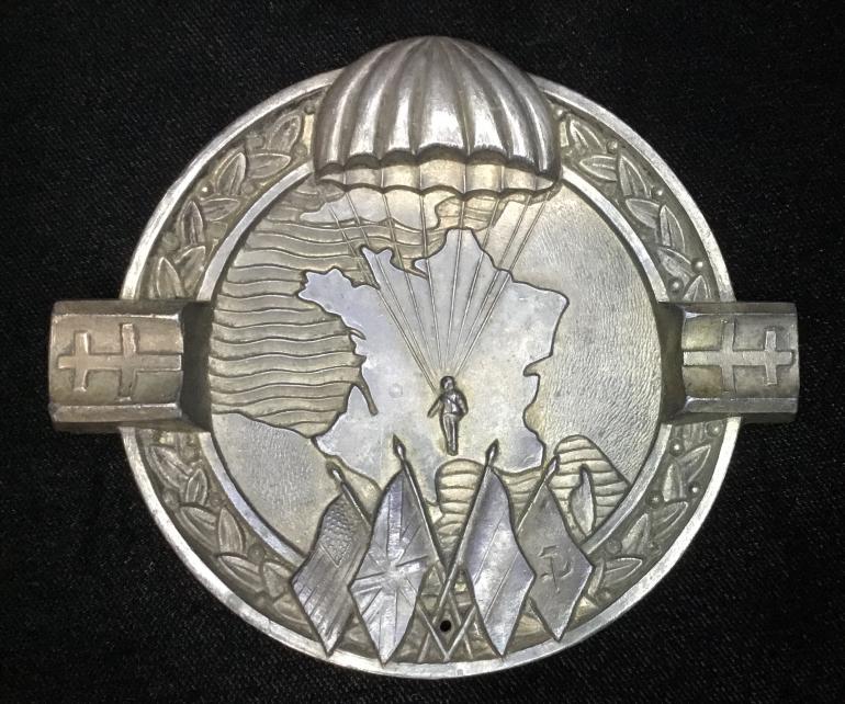 FRENCH PARATROOPER CELEBRATION ASH TRAY