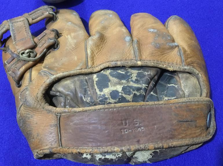 US Photo Album San Francisco to Belgium with US Army marked Baseball Glove - Image 8