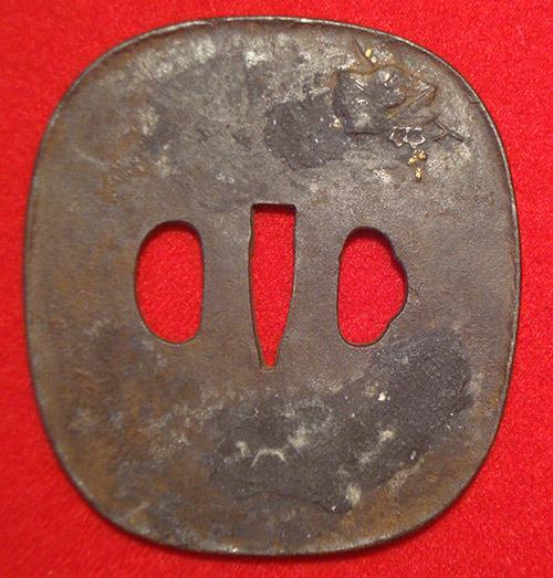 JAPANESE IRON SWORD TSUBA WITH GOLD INLAYS - Image 2