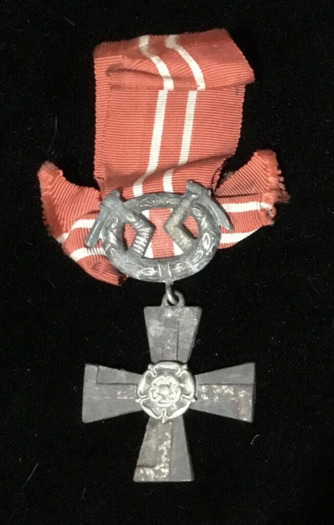 FINNISH ORDER OF LIBERTY CROSS with SWORDS