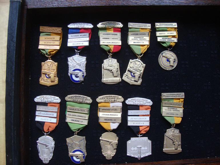 US PHOTO ALBUM and SHOOTING AWARDS - HAWAIIAN ISLANDS 1938/9 - Image 11