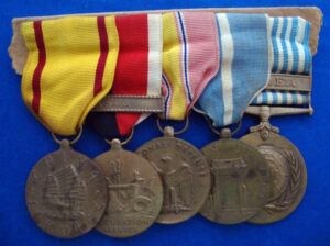 US NAVY FOUR MEDAL BAR CHINA / KOREA SERVICE