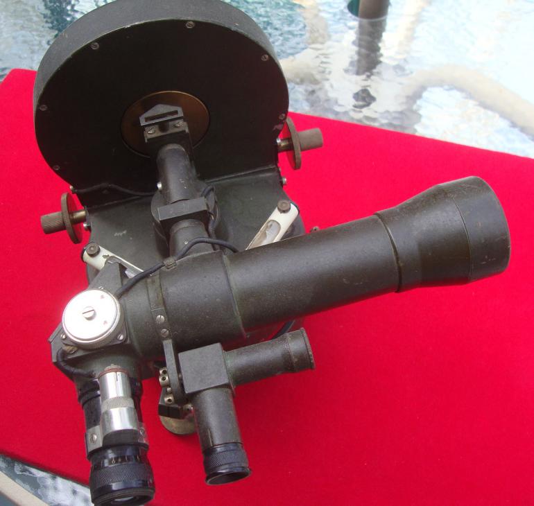 JAPANESE ARTILLERY THEODOLITE