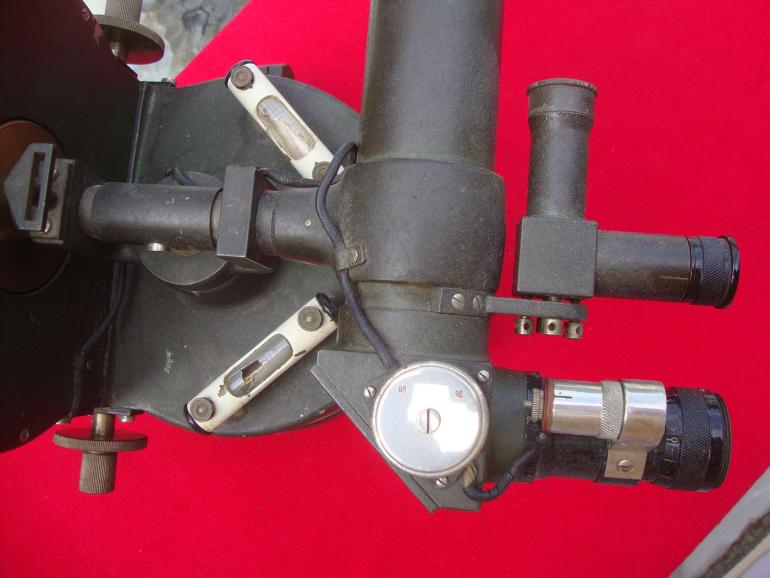 JAPANESE ARTILLERY THEODOLITE - Image 6