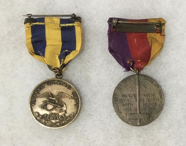 TWO RIM NAMED NAVY SPANISH CAMPAIGN MEDALS - Image 5