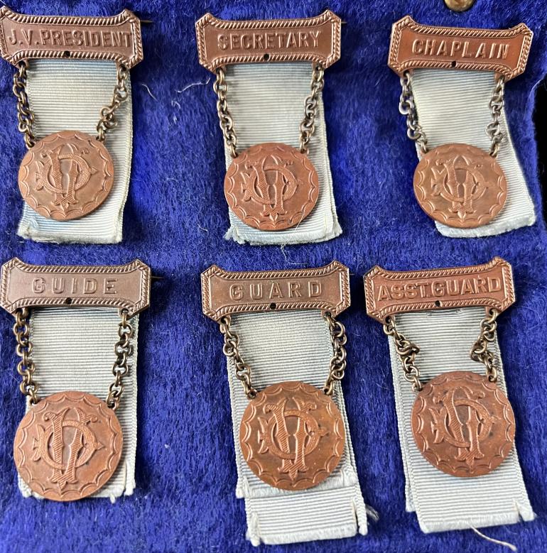 DAUGHTERS OF GAR VETERAN'S OFFICER MEDALS - Image 3