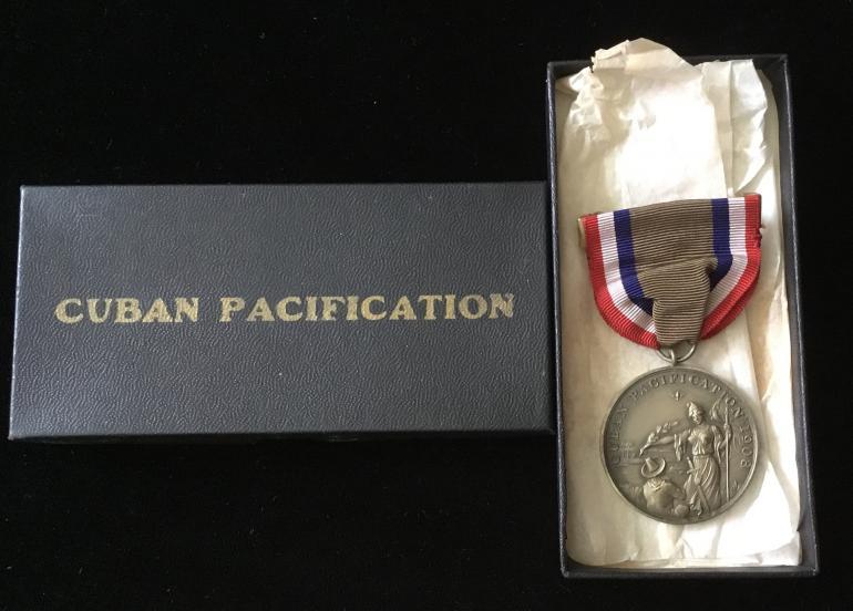 US NAVY CUBAN PACIFICATION MEDAL with BOX