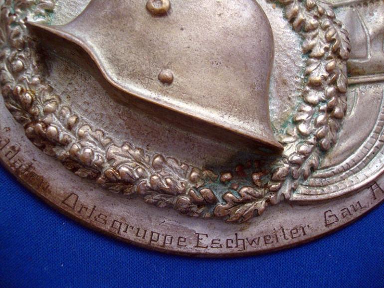STAHLHELM GORGET FROM WWI - Image 4