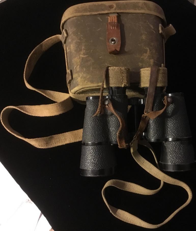 JAPANESE 7 x 7.1 (50) BINOCULARS AND CASE - Image 2