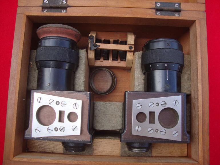 CASED JAPANESE TYPE 96 MACHINE CANNON OPTIC SIGHTS