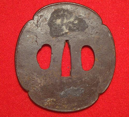 JAPANESE IRON SWORD TSUBA WITH GOLD INLAYS - Image 3