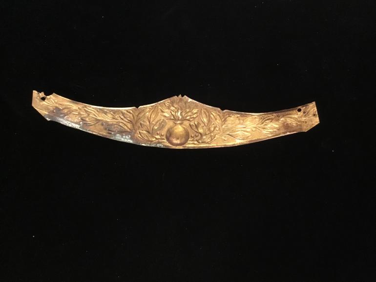 FRENCH LOBSTER TAIL HELMET PLATE - Image 2
