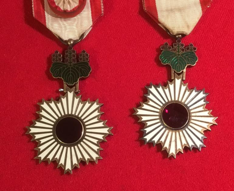 JAPANESE 4TH & 5TH CLASS ORDER OF THE RISING SUN - Image 2