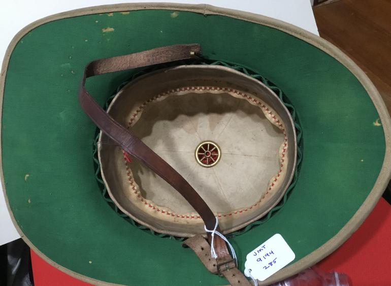 WWI BRITISH PITH HELMET - Image 2