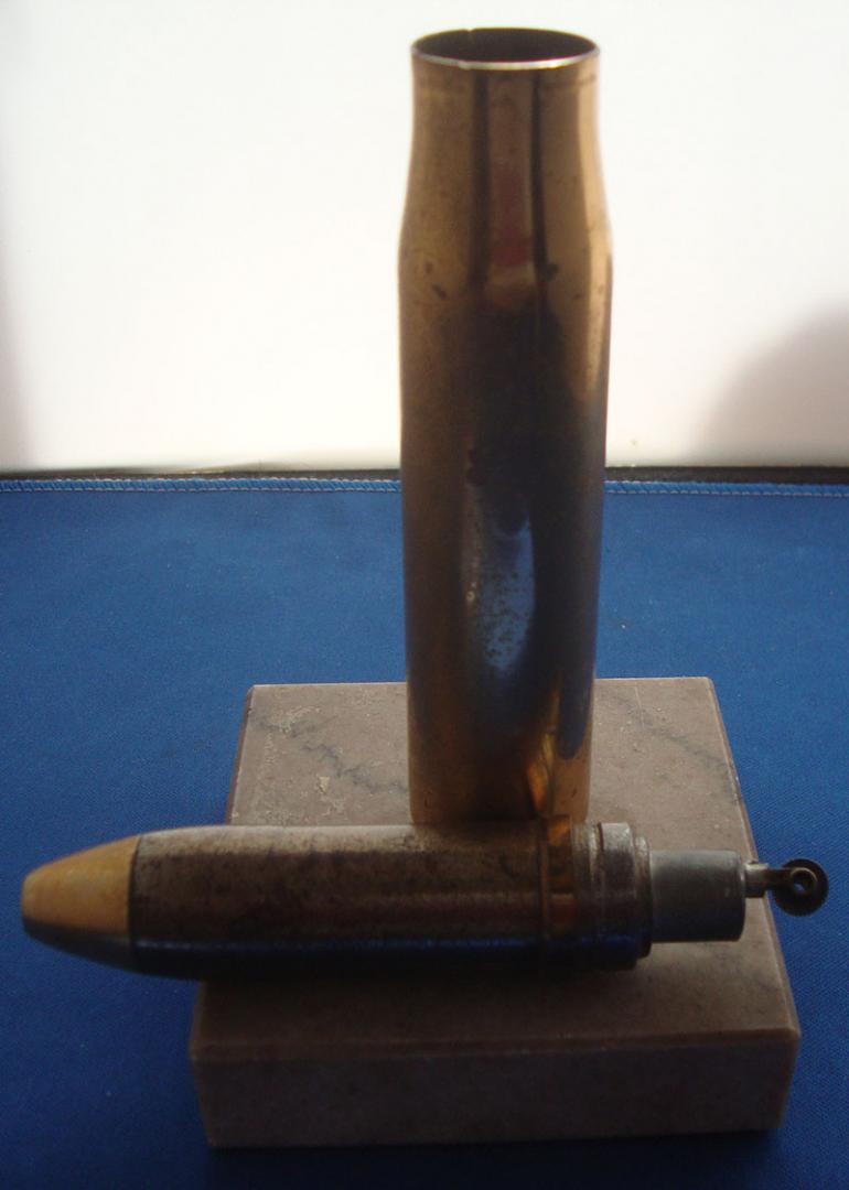 20mm LIGHTER on MARBLE BASE - Image 2