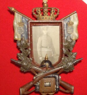 WWI BAVARIAN PHOTO FRAME WITH SOLDIER
