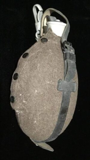German Canteen with Cover