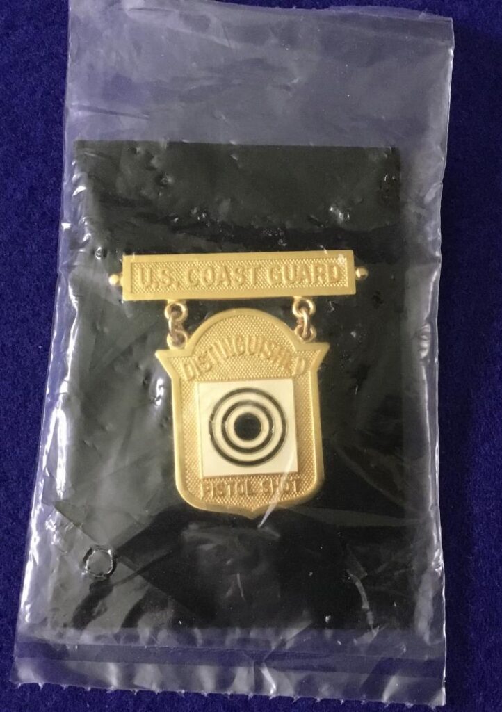 U. S. COAST GUARD DISTINGUISHED PISTOL SHOT BADGE