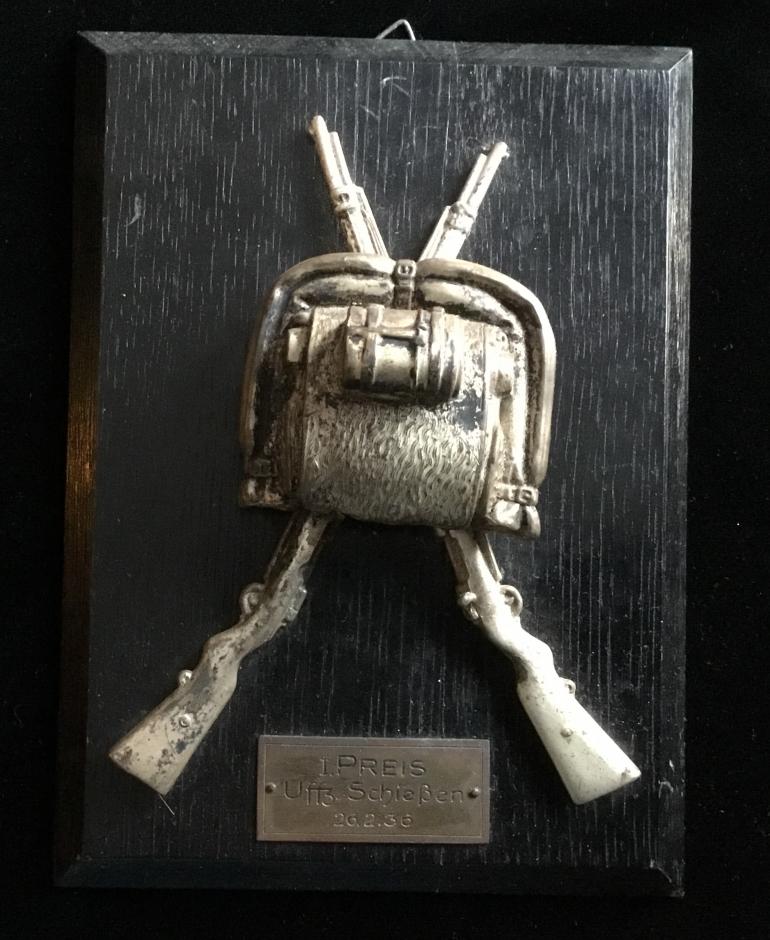FIRST PRIZE PRESUME MARCHING 1936
