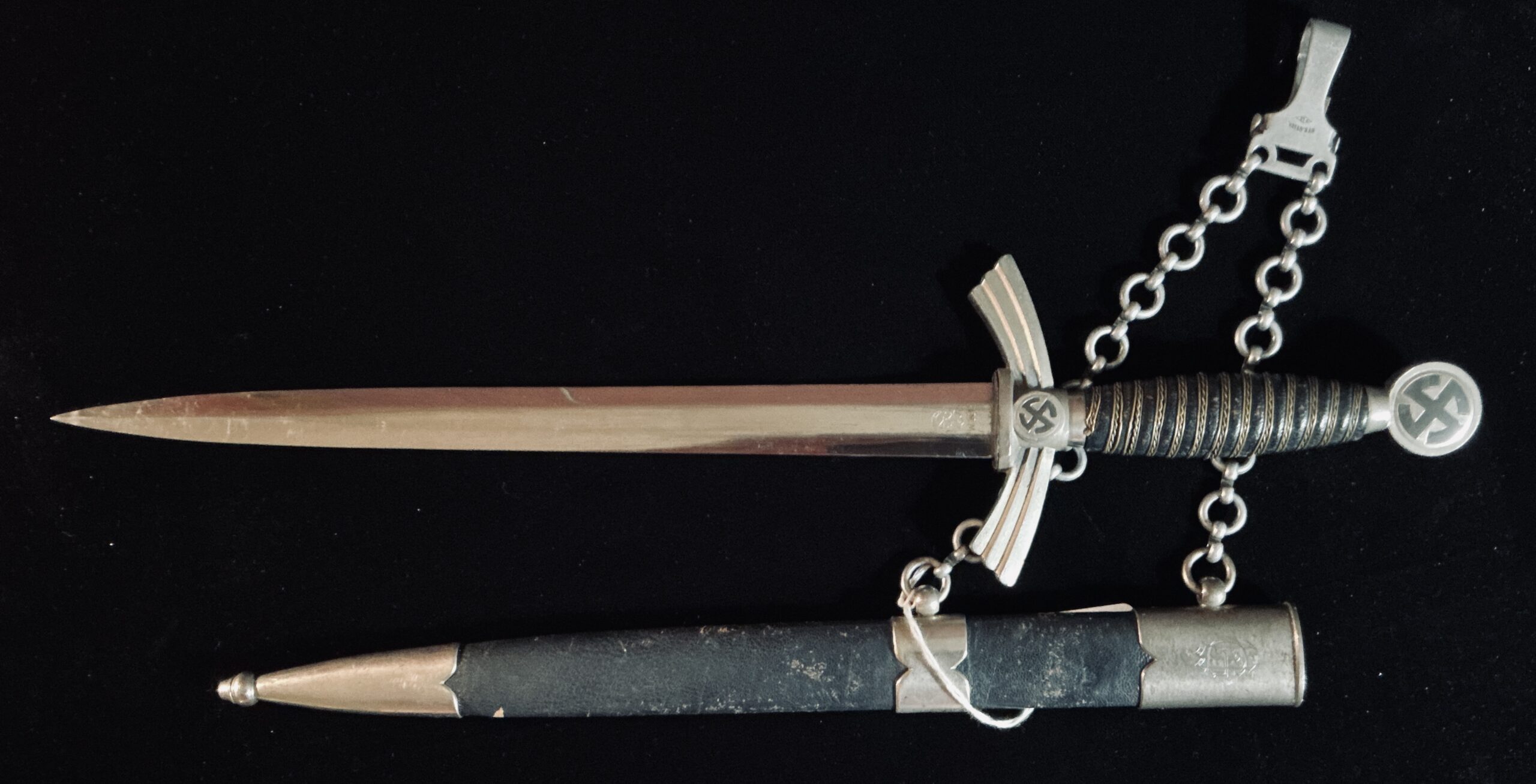 FIRST MODEL LUFTWAFFE DAGGER - Image 7