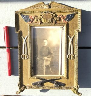 WWI CAST IRON SOLDIER PHOTO FRAME