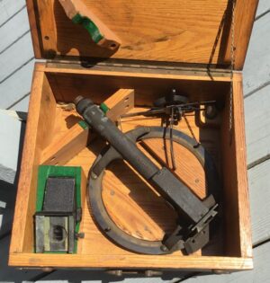 WWII US NAVY TELESCOPE ALIDADE CASED