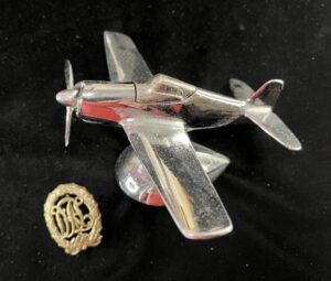 AIRPLANE CIGARETTE LIGHTER