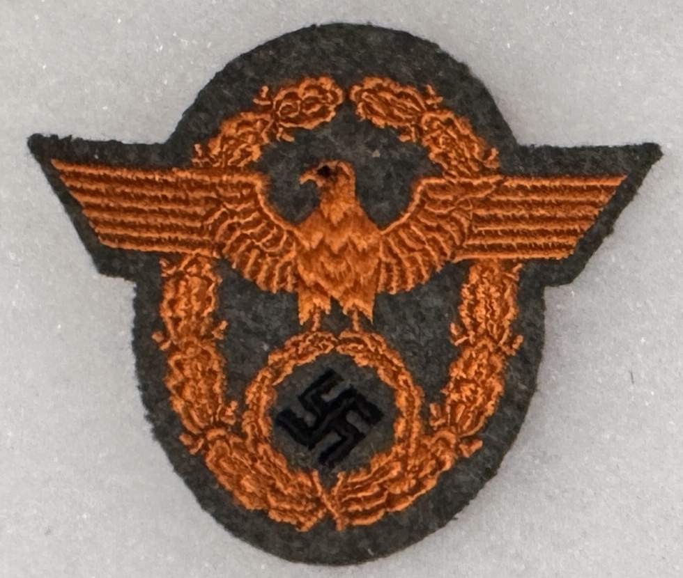 POLICE SHOULDER EAGLE