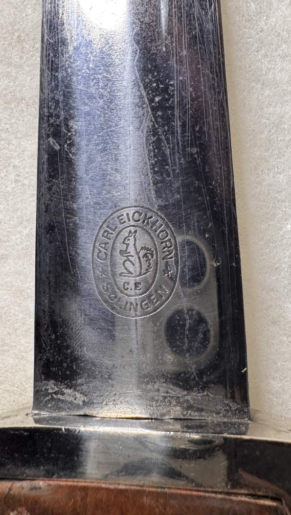 EARLY DOUBLE OVAL EICKHORN SA DAGGER - Image 4